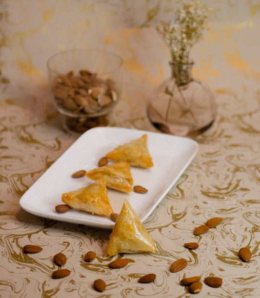 Briouates amandes & miel — بريوات باللوز والعسل