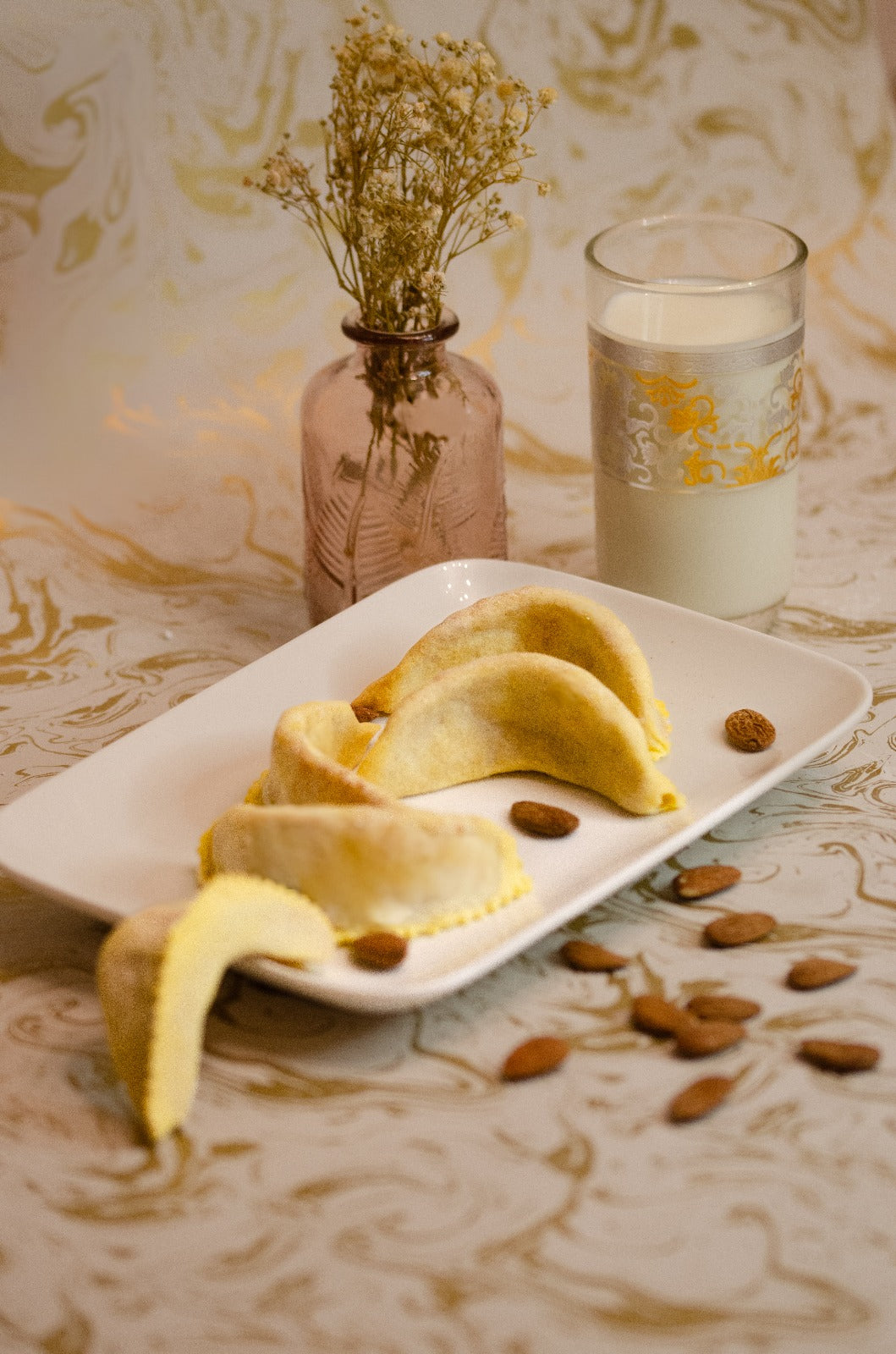 Cornes de gazelle — كعب الغز